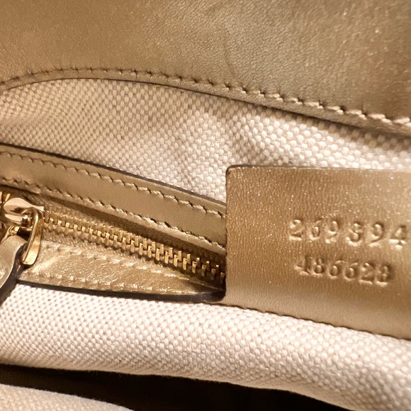 Gucci Mayfair two way tote bag🔥 - Picture 5 of 8